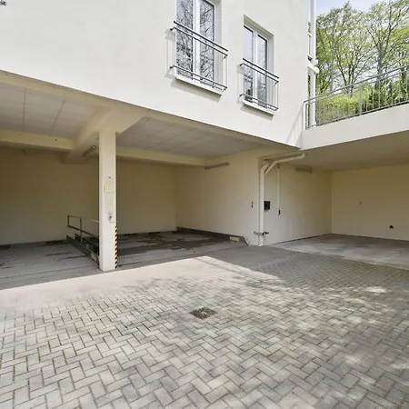 Ferienwohnung-5-in-sellin-auf-ruegen-villa-celia-6-pers-wlan-und-sauna-200-m-vom-strand-entfernt *