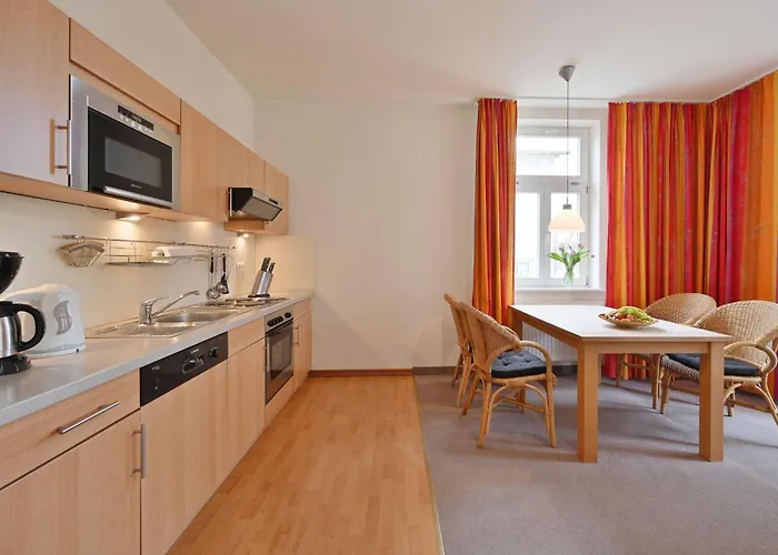 Apartament Ferienwohnung-5-in-sellin-auf-ruegen-villa-celia-6-pers-wlan-und-sauna-200-m-vom-strand-entfernt